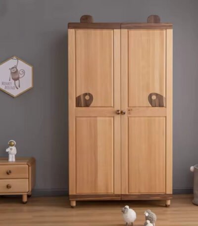 Two door wardrobe by Amyzel