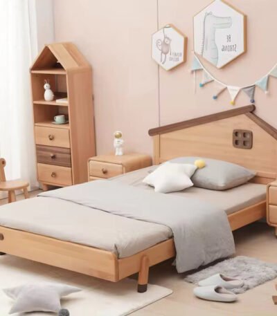 Castle kids bed with a magical fairytale design, crafted from solid wood for a magical and fun kids’ bedroom.